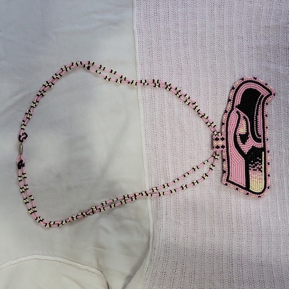 Pink Beaded seahawks medallion necklace - Picture 4 of 4